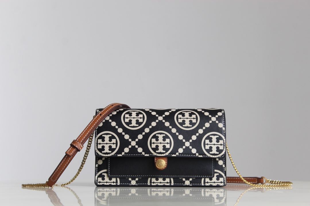 Tory Burch ～Tory Burch23年新款T Monogram系列单肩信封包 风琴款式 实用百搭