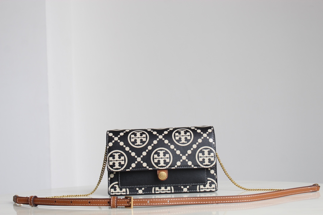 Tory Burch ～Tory Burch23年新款T Monogram系列单肩信封包 风琴款式 实用百搭