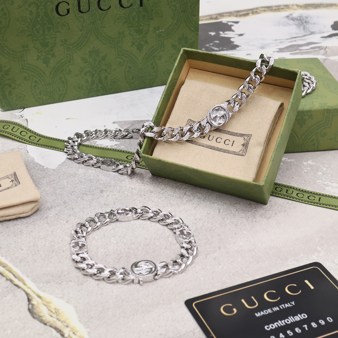NO:104729,Gucci counter hits, direct sales price of the manufacturer, original one to one replica bracelet size 18.20.22 necklace size 50, jewelry quality, gucci, necklace, bracelet19860909古驰专柜爆款 厂家直销价 原版一比一复刻 手链尺寸18.20.22 项链尺寸50,饰品精品,gucci,necklace,bracelet,Jewelry