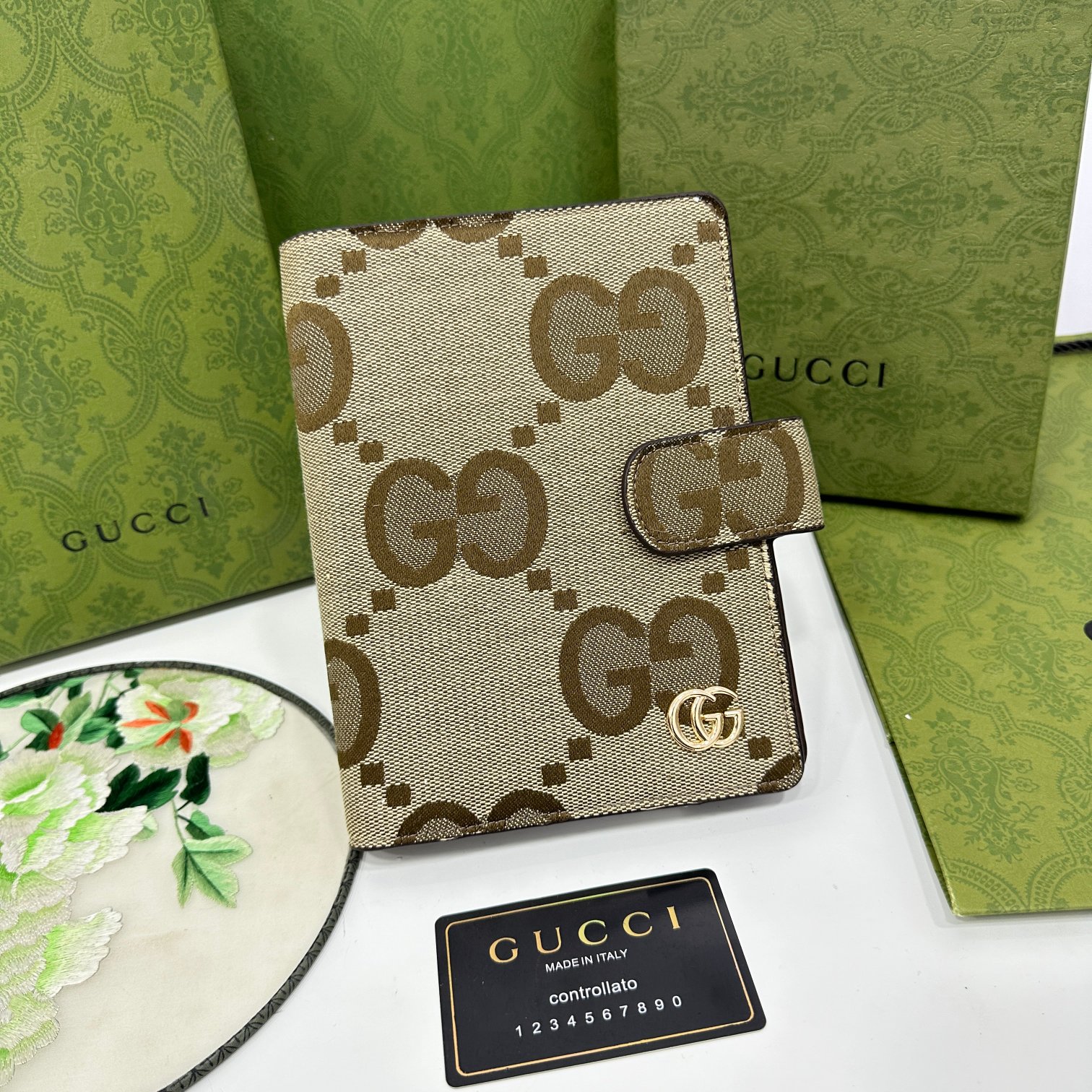 GUCCI leather card holder front view