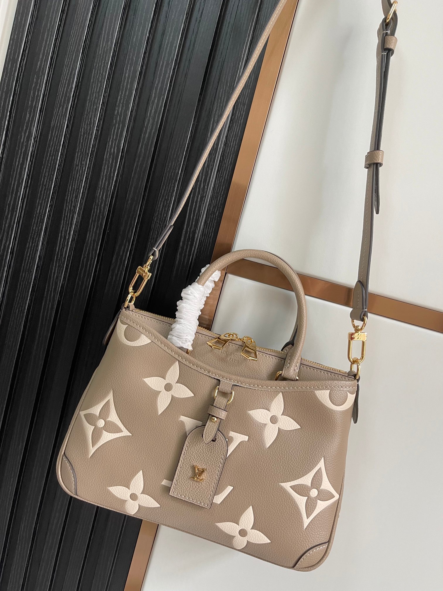 M46585 Bolso de mano piel color albaricoque grabado serie nueva temporada TRIANON tamaño pequeño
