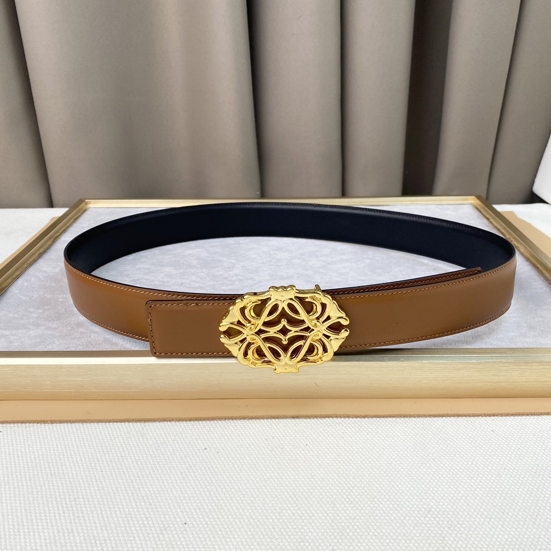 Loewe罗意w经典款！平纹小牛皮腰