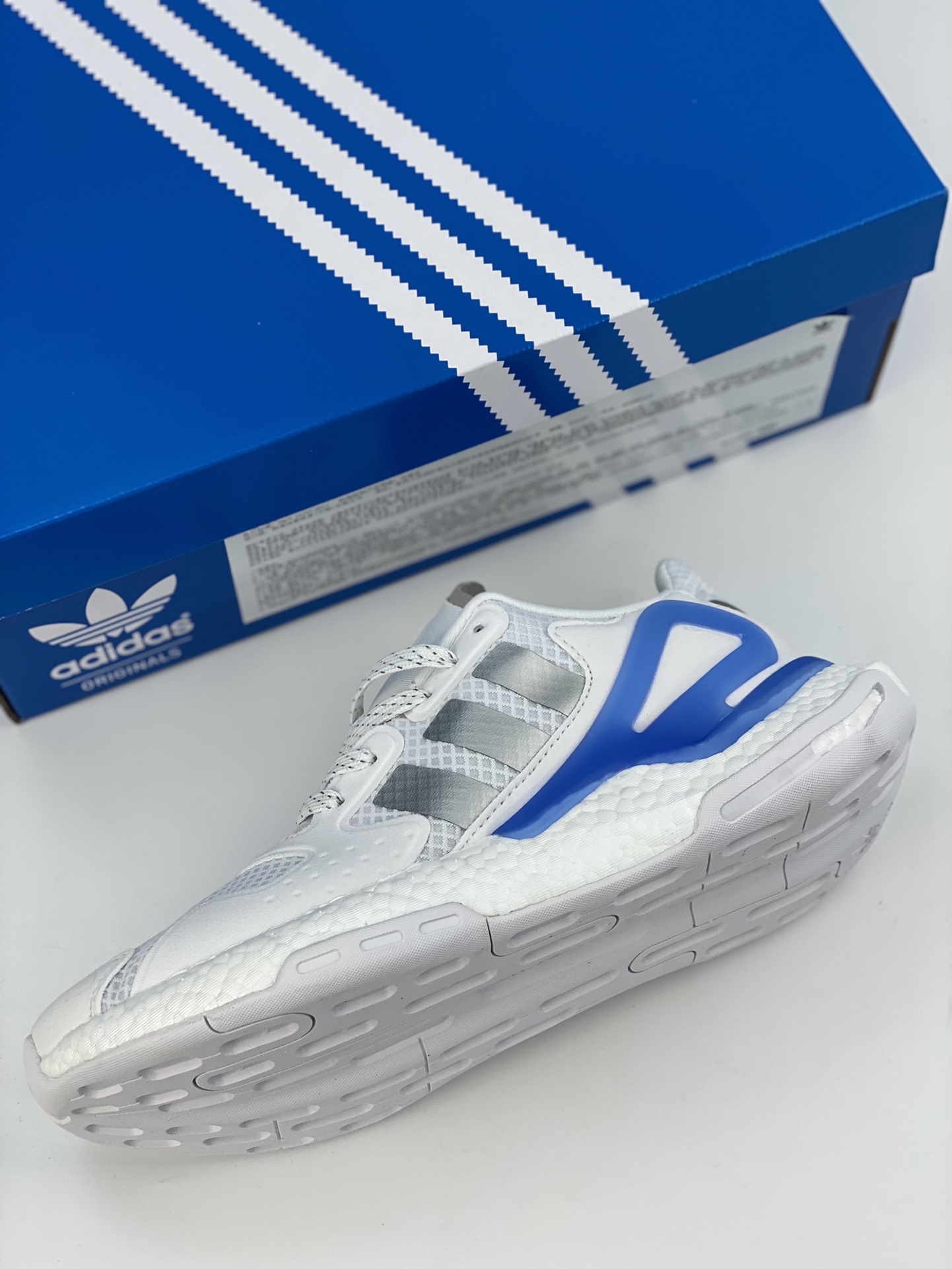 Adidas Day Jogger Night Traveler 2nd Generation FX5998