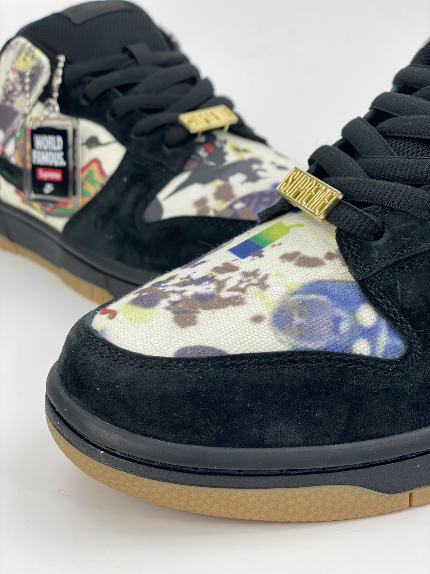 Supreme x Nike SB Dunk Low ”Rammellzee” Joint Black FD8778-001