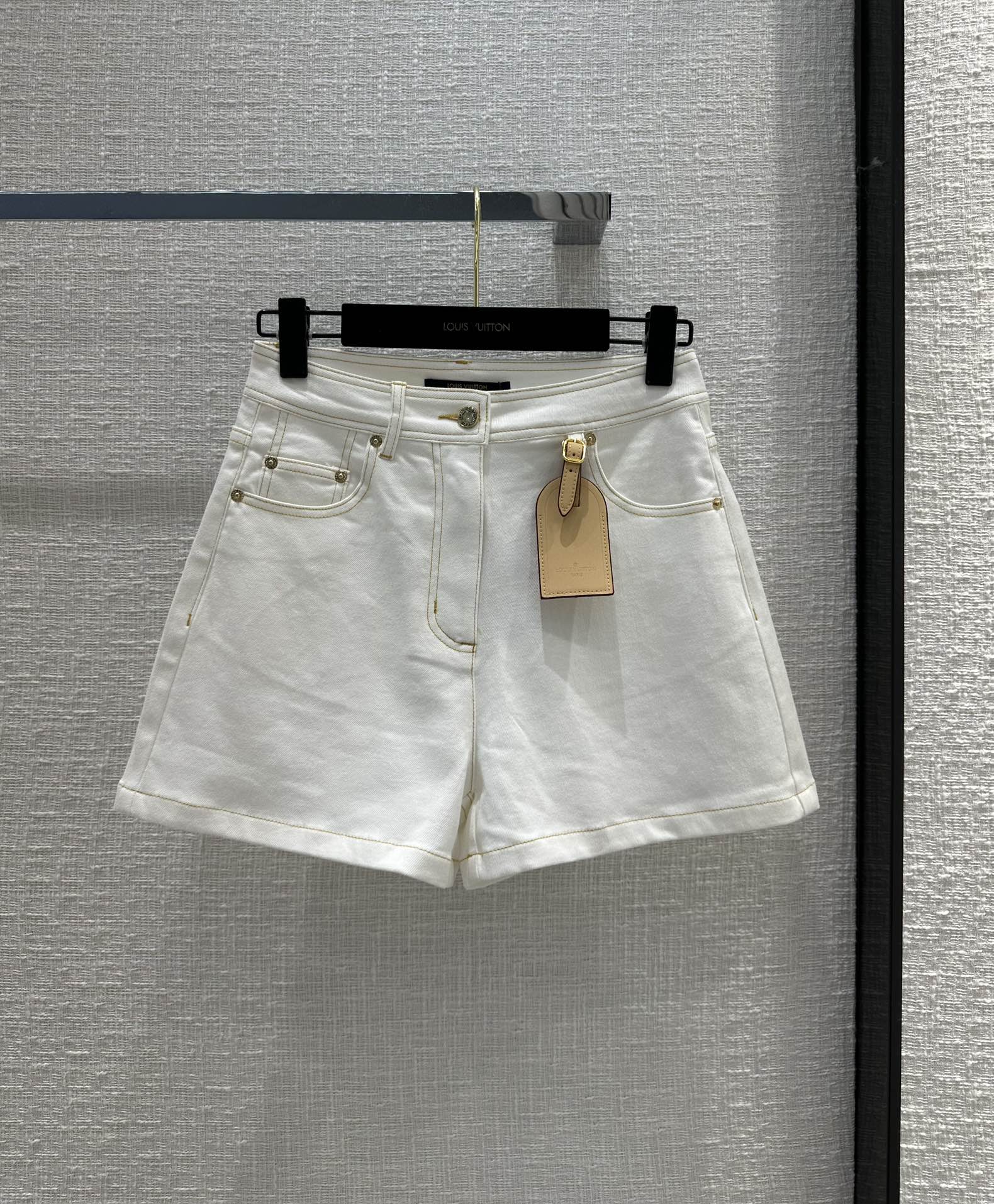 Louis Vuitton Clothing Jeans Shorts White Cotton Denim Fall Collection Vintage