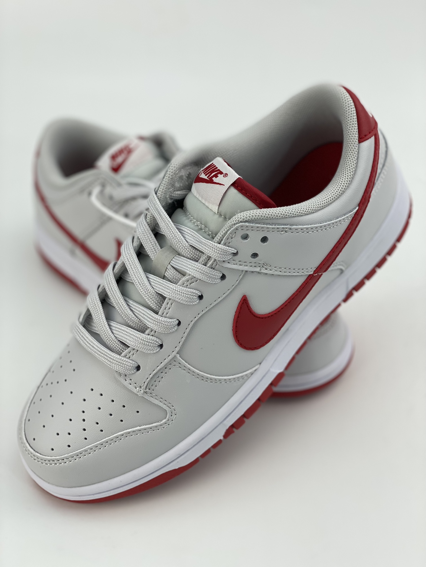 NIKE SB Dunk Low Three-Color Collection