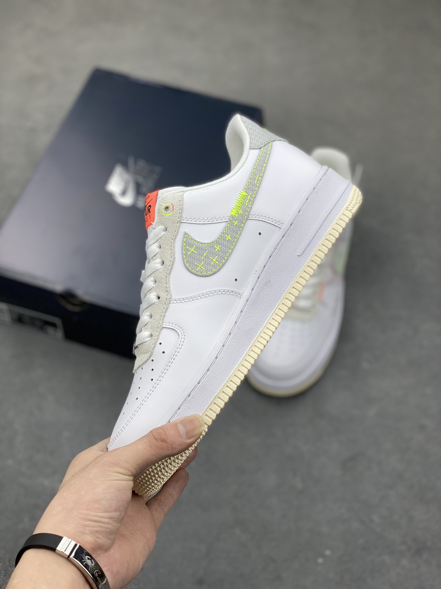 Nike Air Force 1 '07 LV8 'Light Blue/Love' Casual Sneakers FB1853-111 4 i1684433009 2368 2