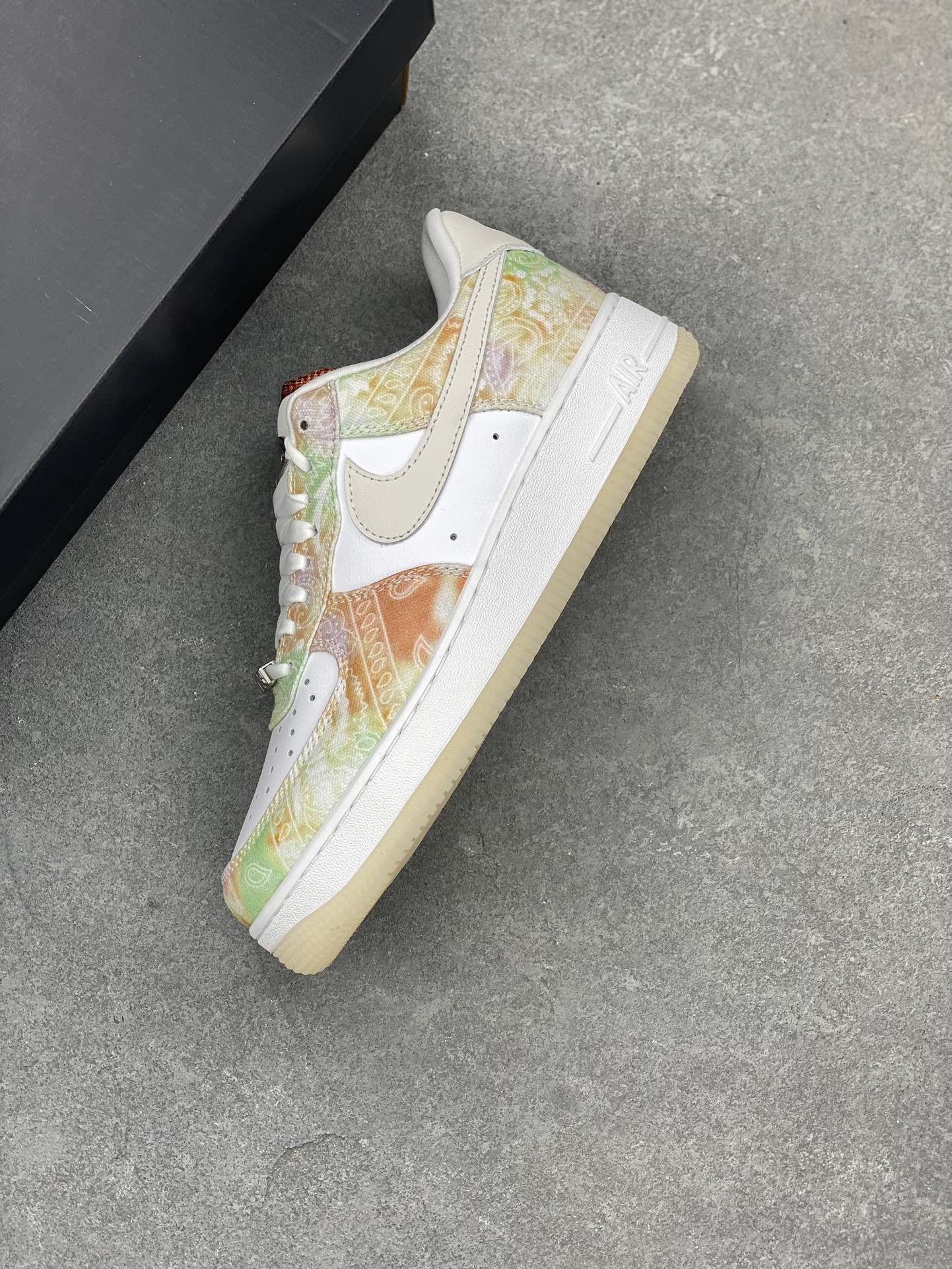 Nike Air Force 1 Low White Tie-Dye Sneakers - FJ7739 101DB 8 i1684433081 5788 6