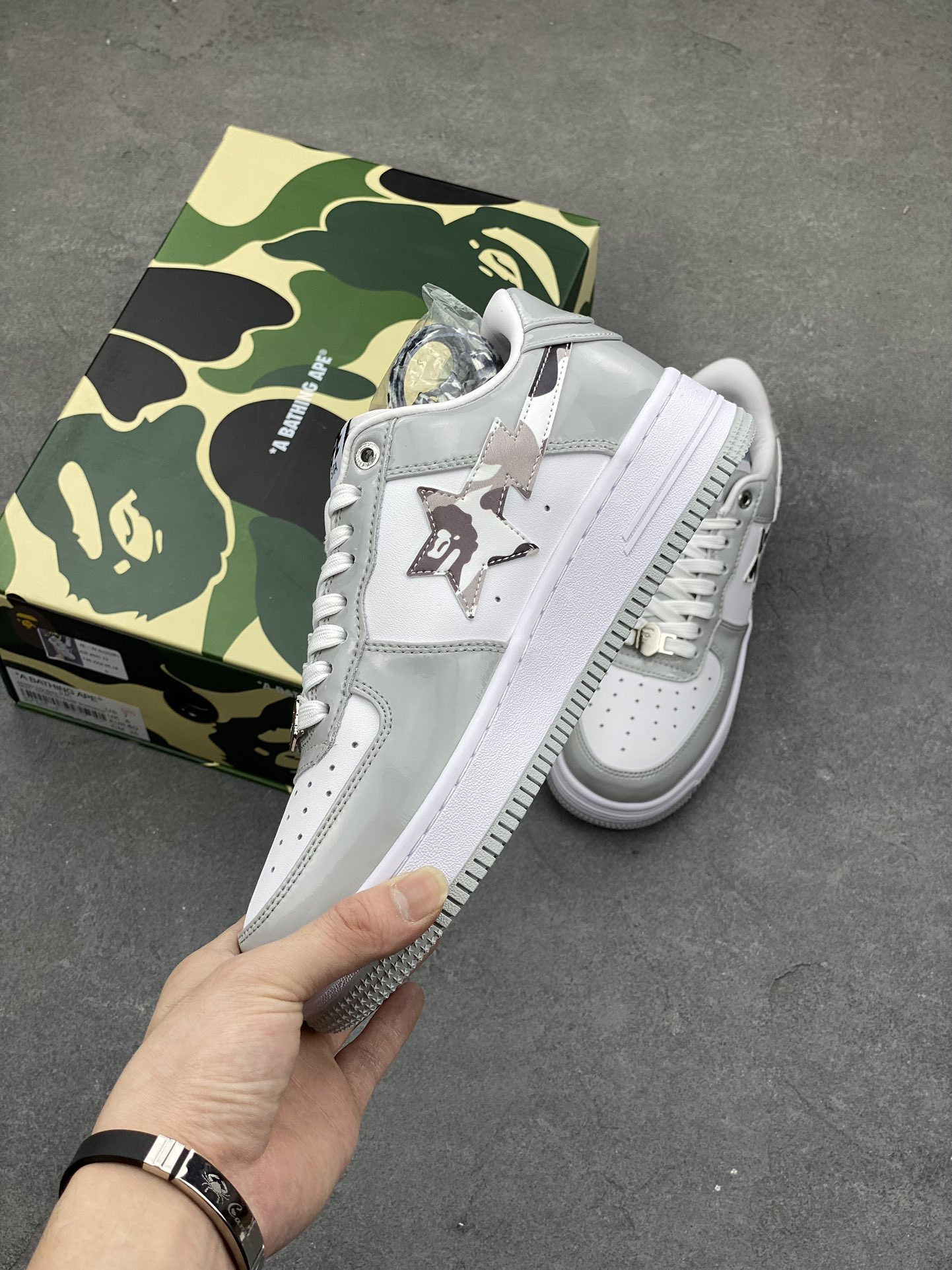 BAPE Sk8 Sta To Nigo Low-Top Sneakers - Classic Style, Ultimate Comfort 4 i1684433433 4271 2