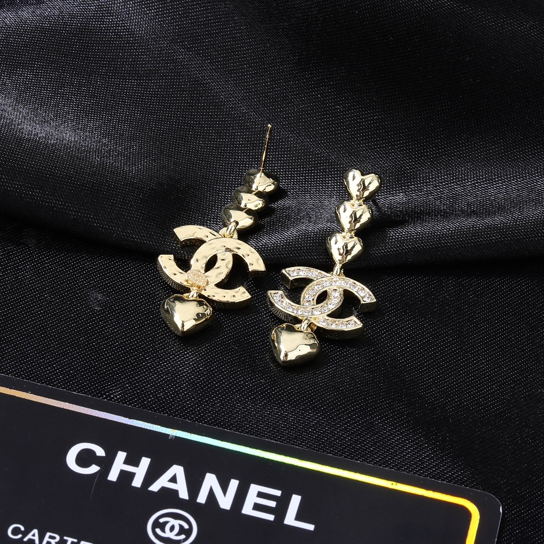 Chanel Dangle Earrings with CC Logo and Heart Charms 3 i1684464121 9935 1
