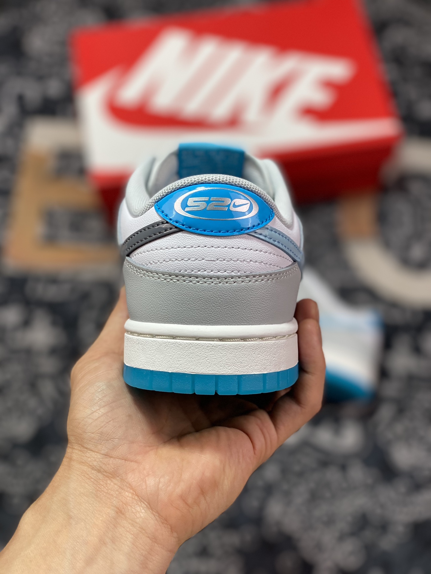 Nike Dunk Low ”520 Summit White and Blue Foam” 520 Valentine's Day White Gray Blue FN3433-141