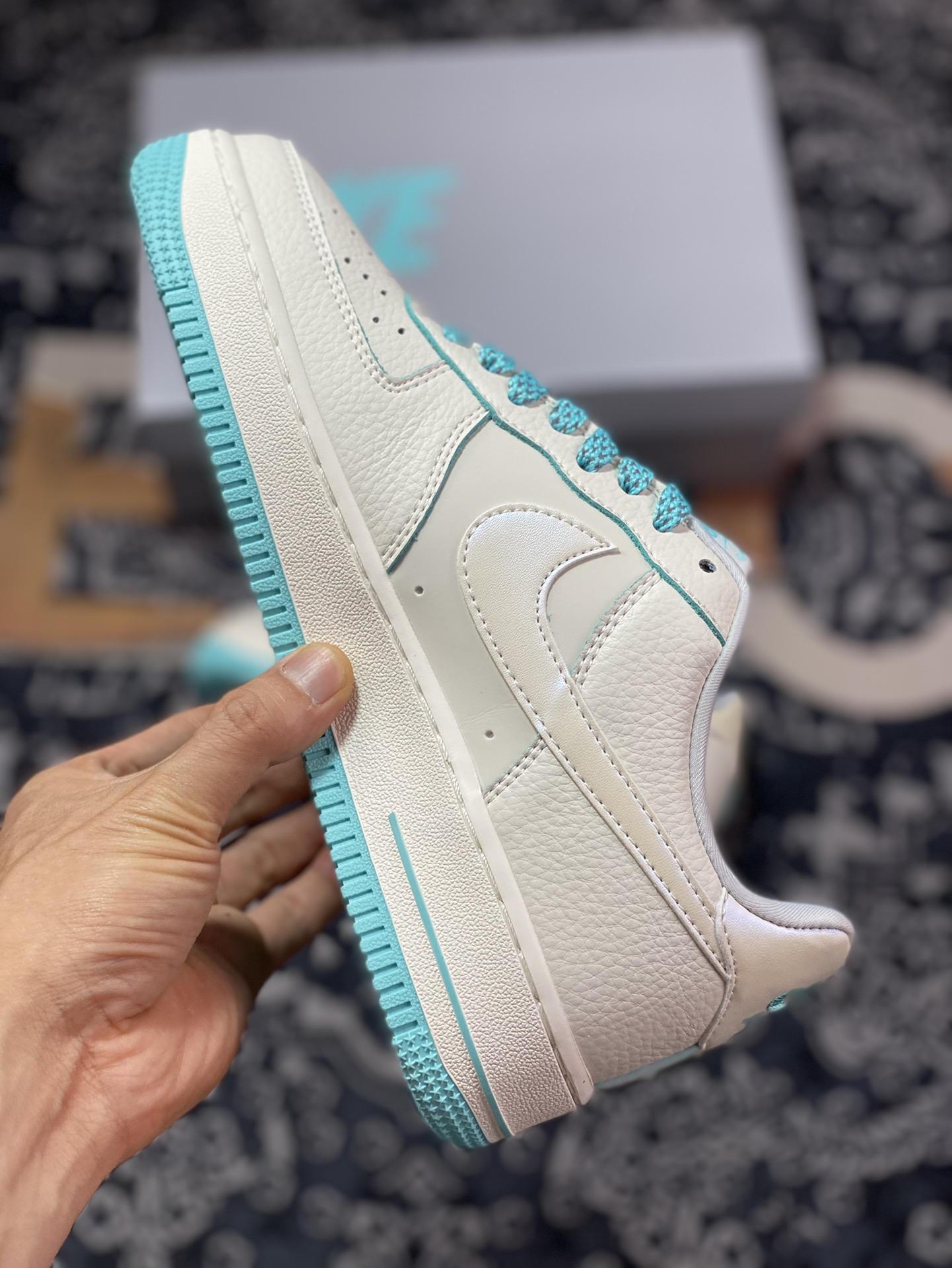 Nike Air Force 1 '07 Low QS ”Sail White/Mint Blue Swoosh” Air Force One Sneakers ”Leather Beige Mint Blue Pearlescent Hook” DD9915-655