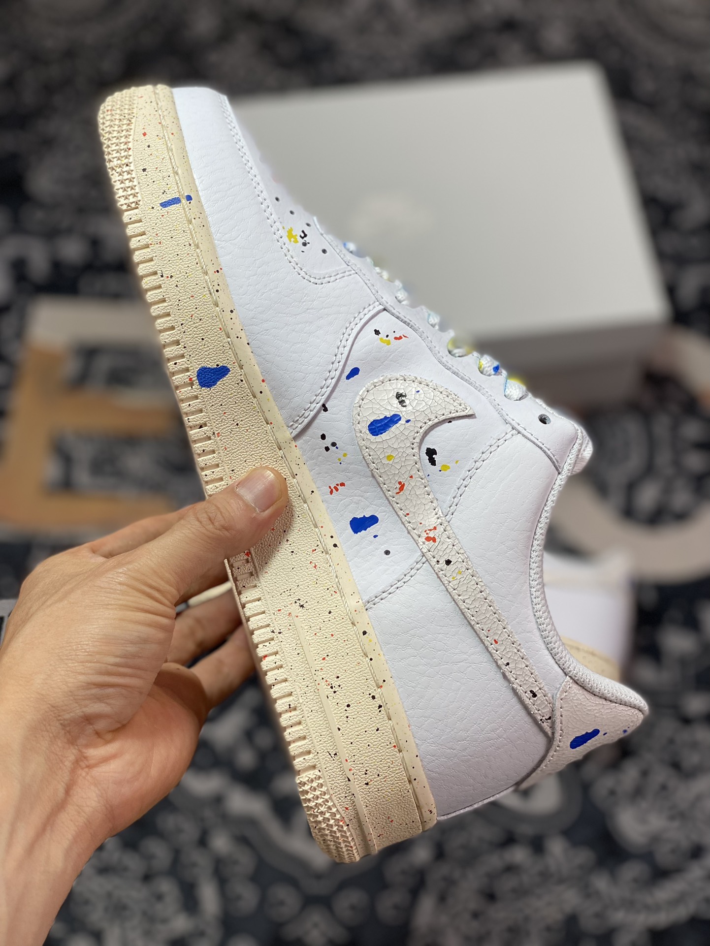 Nike Air Force 1'07 ”Paint Splatter” Air Force One Sneakers ”Leather Off-White Paint Splatter” CZ0339-100