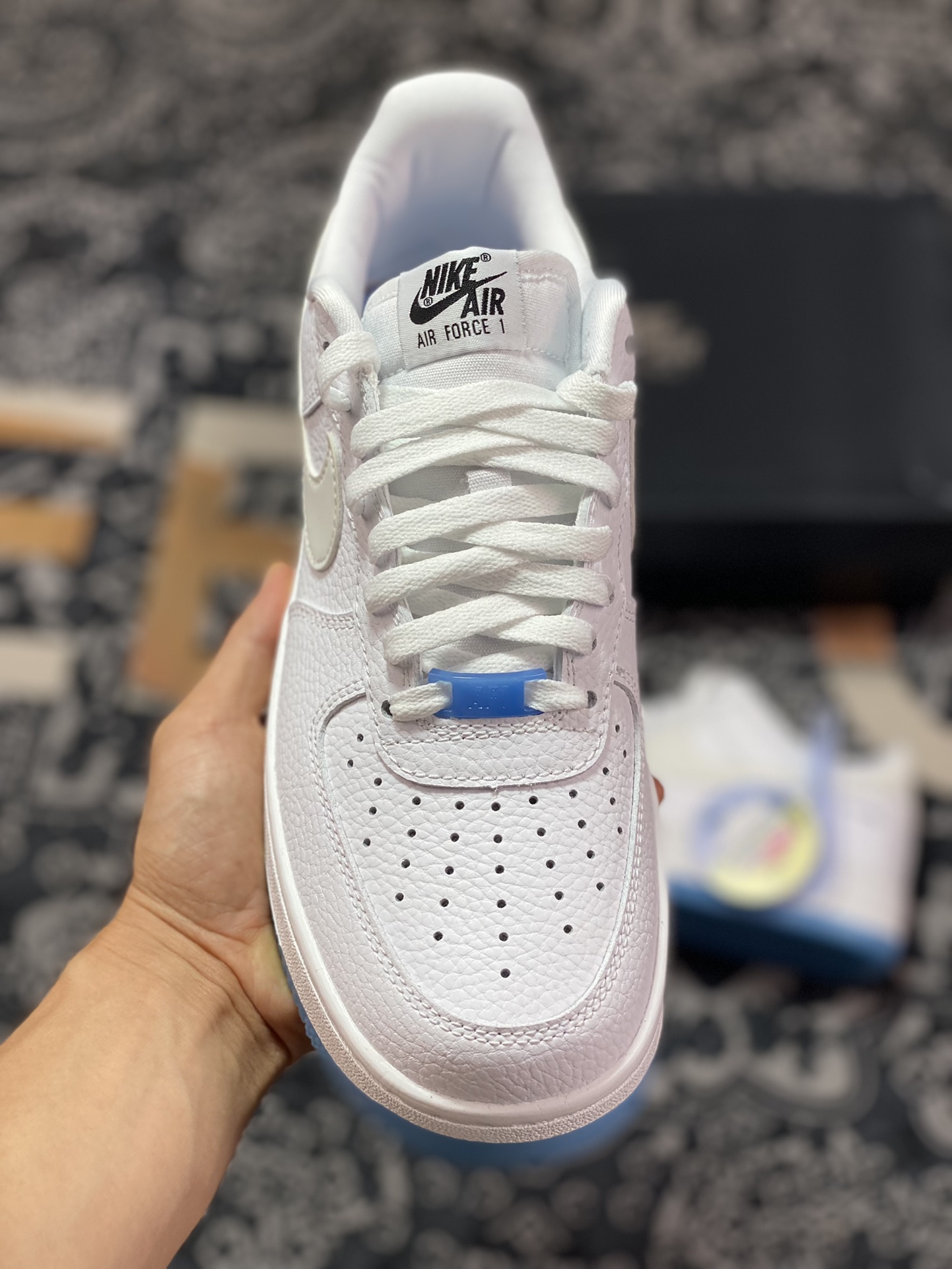 Nike Wmns Air Force 1 '07 Low ”UV White/University Blue” Air Force One Sneakers ”Leather White Blue Heat Sensing Heel” DA8301-101