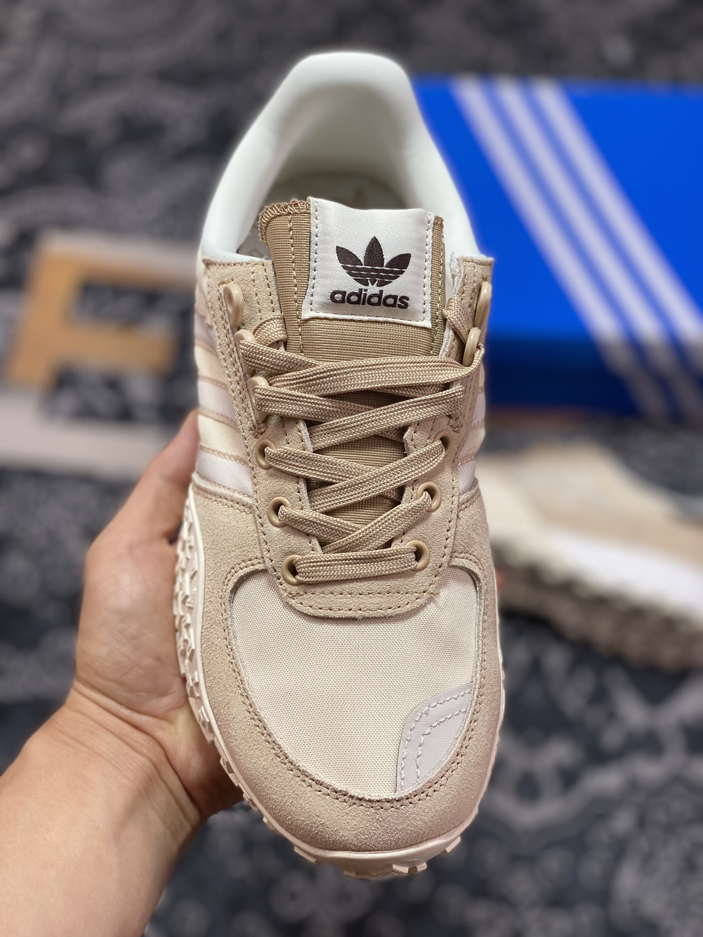 Adidas Originals Retropy E5 Brown and White Second Generation Retro Sports Leisure Running Shoes HQ1863