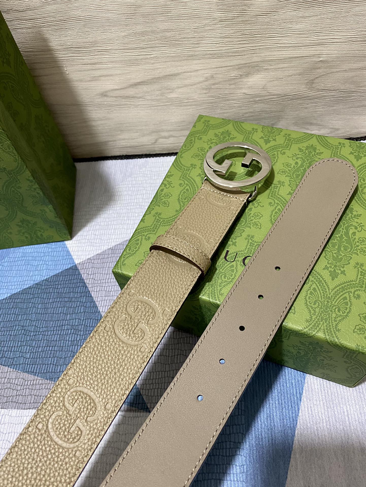 新款40mm带身采用头层荔枝纹压大G
