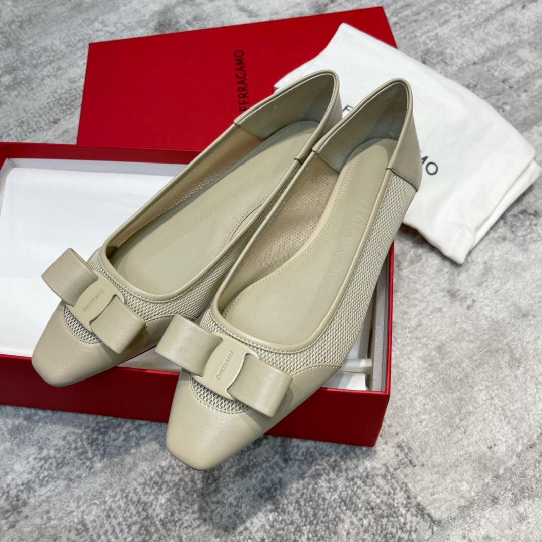 [Ferragamo Women