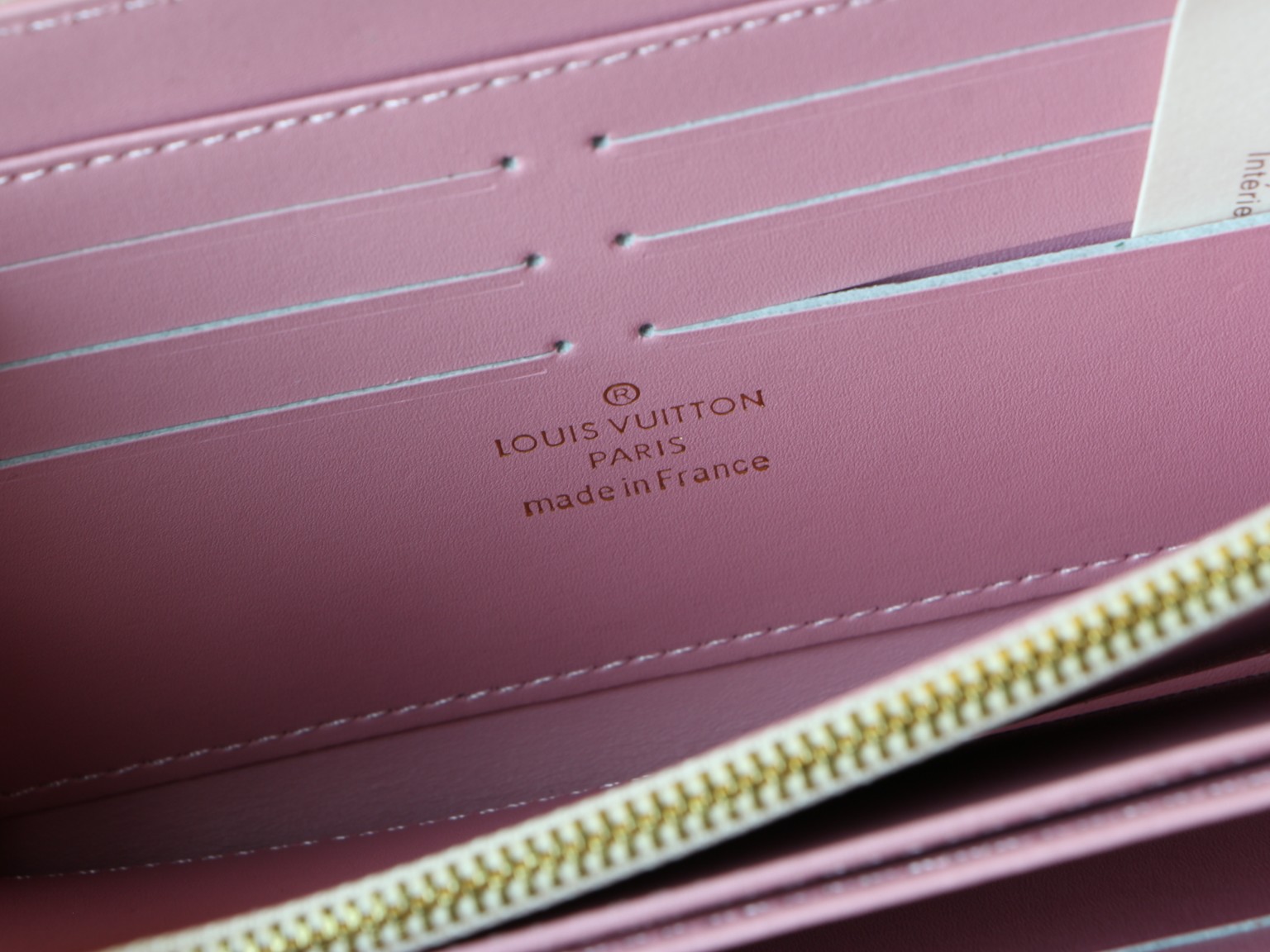 Leather wallet packaging