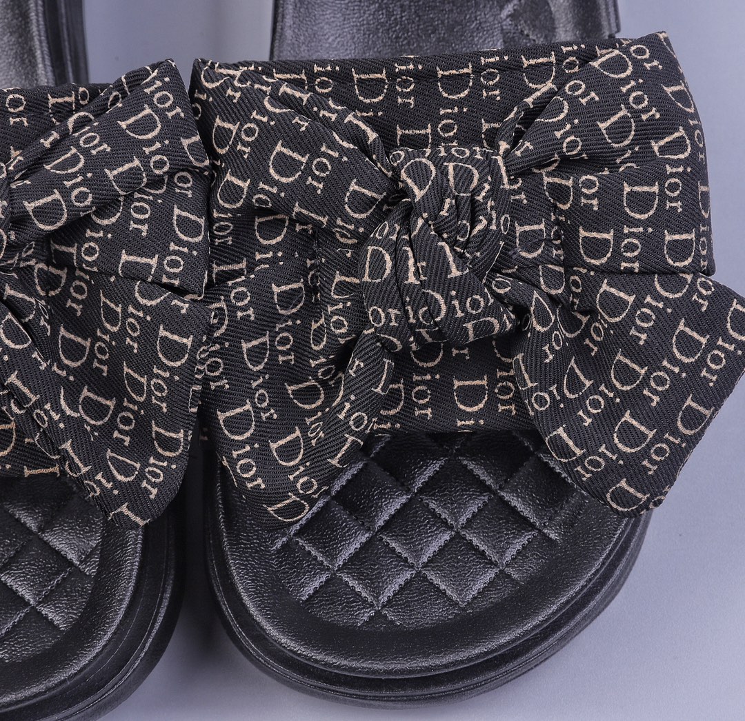 Dior flip flops Dior flip flops 2023 early spring