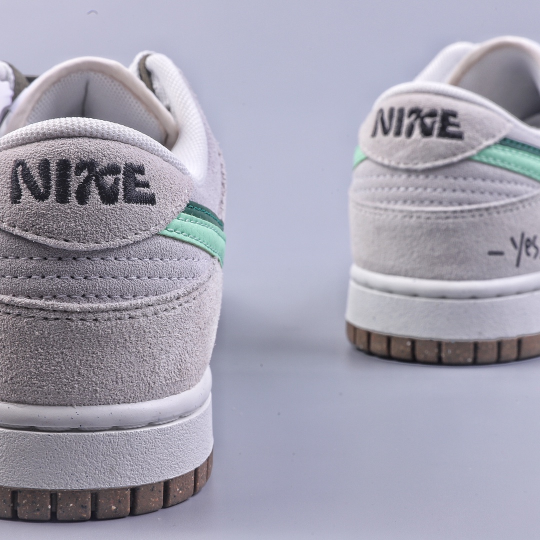 220 CS Nike Dunk Low SE 85 双钩复古休闲板鞋 DO9457-141