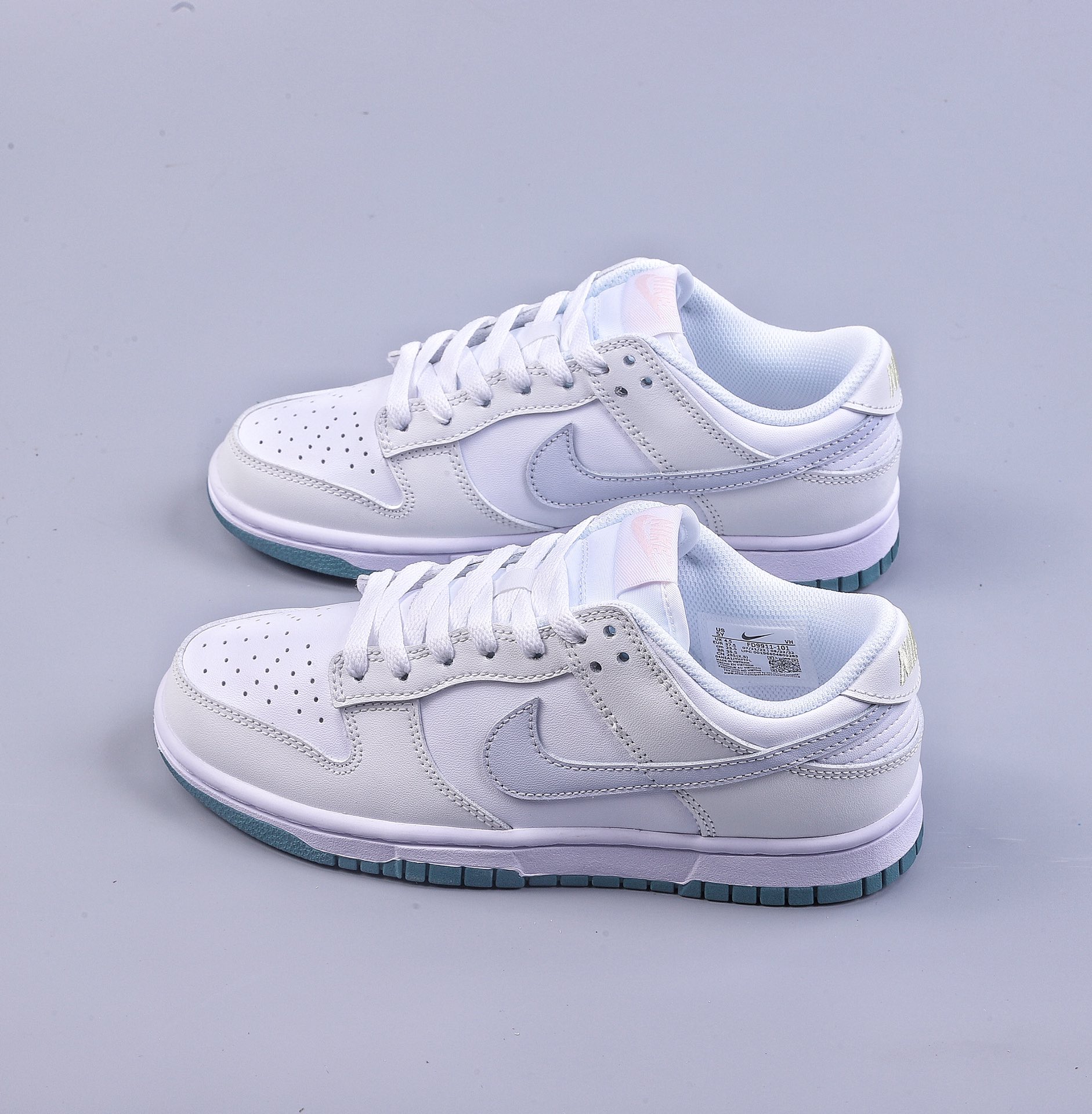 200 RS Nike Dunk Low 薄荷绿  FD9911-101
