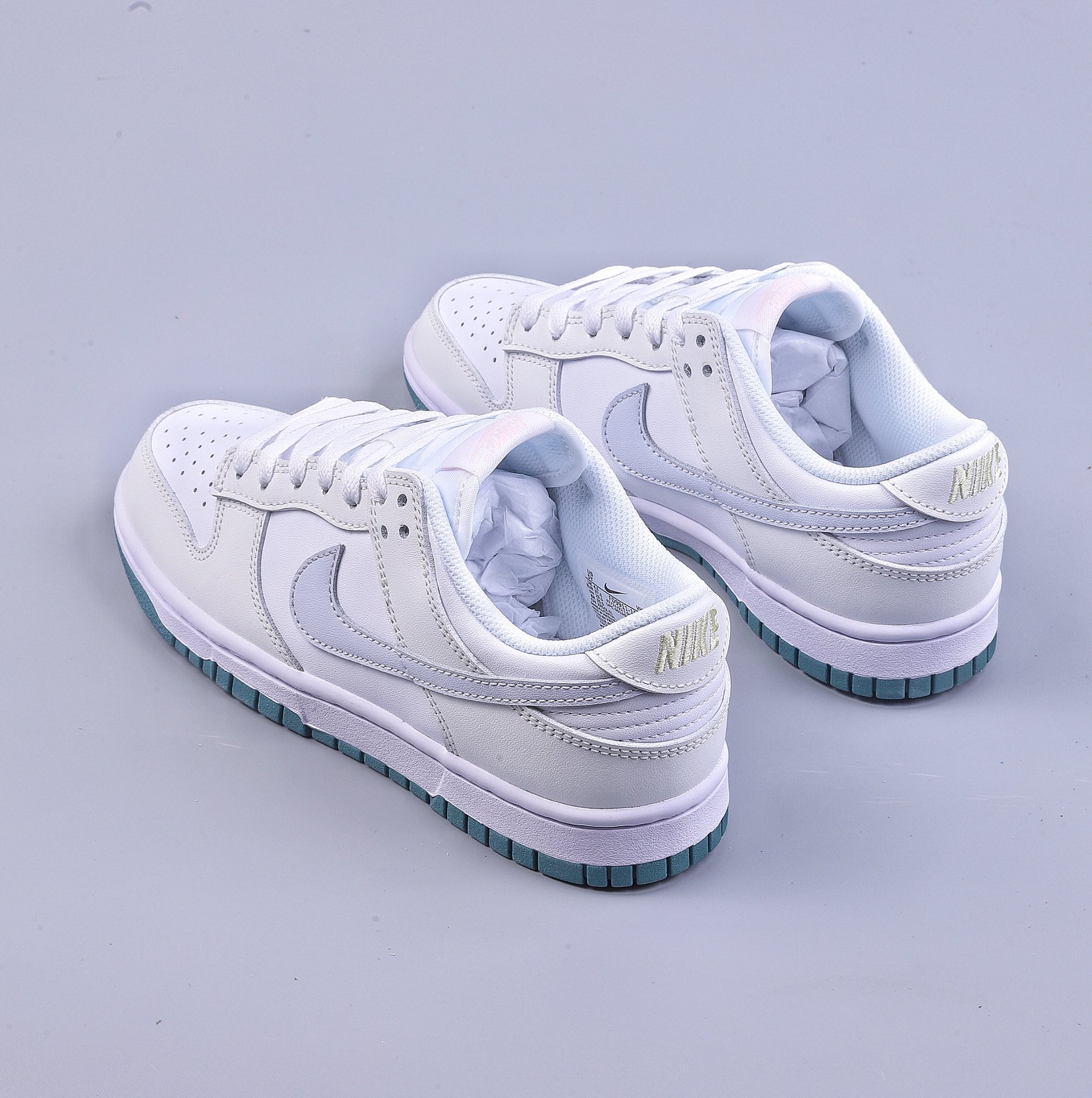 200 RS Nike Dunk Low 薄荷绿  FD9911-101