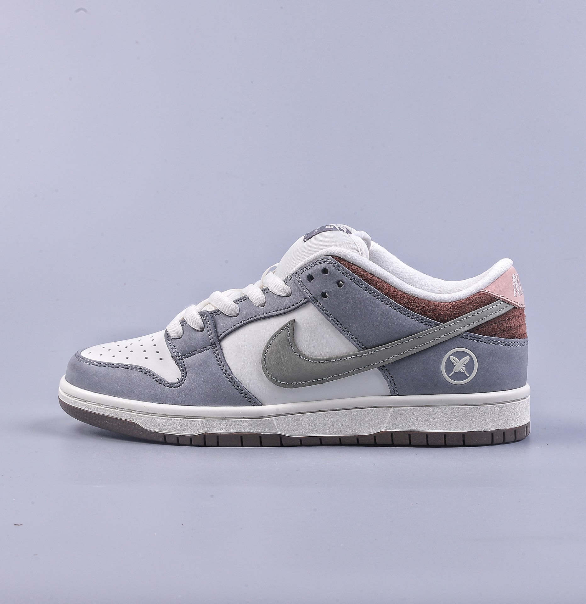 260 GT Yuto Horigome x Nike SB Dunk Low”Soft Mid-Grey”联名灰白羽毛” FQ1180-001
