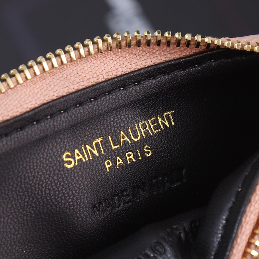 Luxury Rose Gold Card Holder with Oxen-Skin Texture and Gold Button Detail. - 图片 9