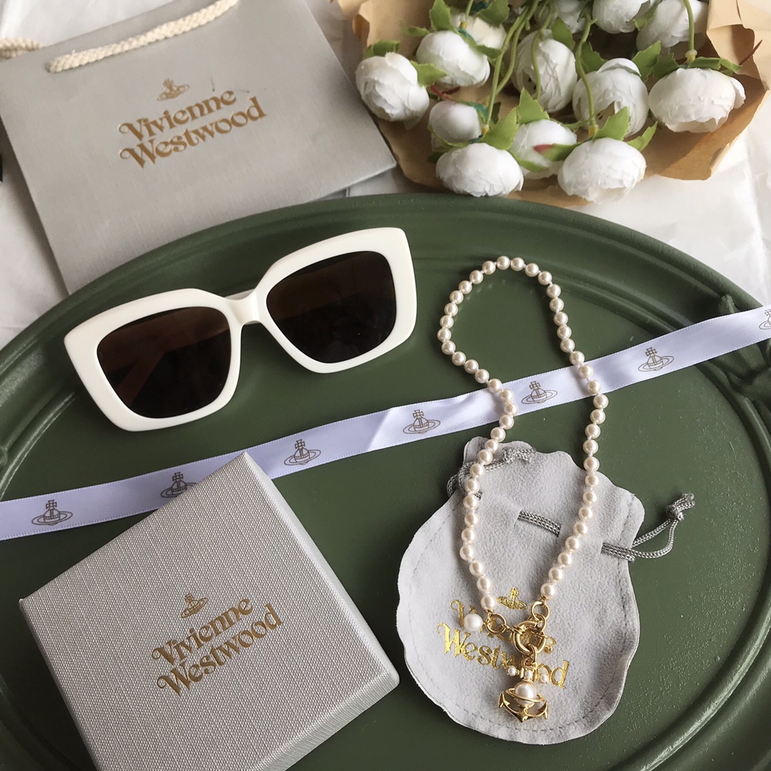 비비안웨스트우드 목걸이 65164 Vivienne Westwood Necklace