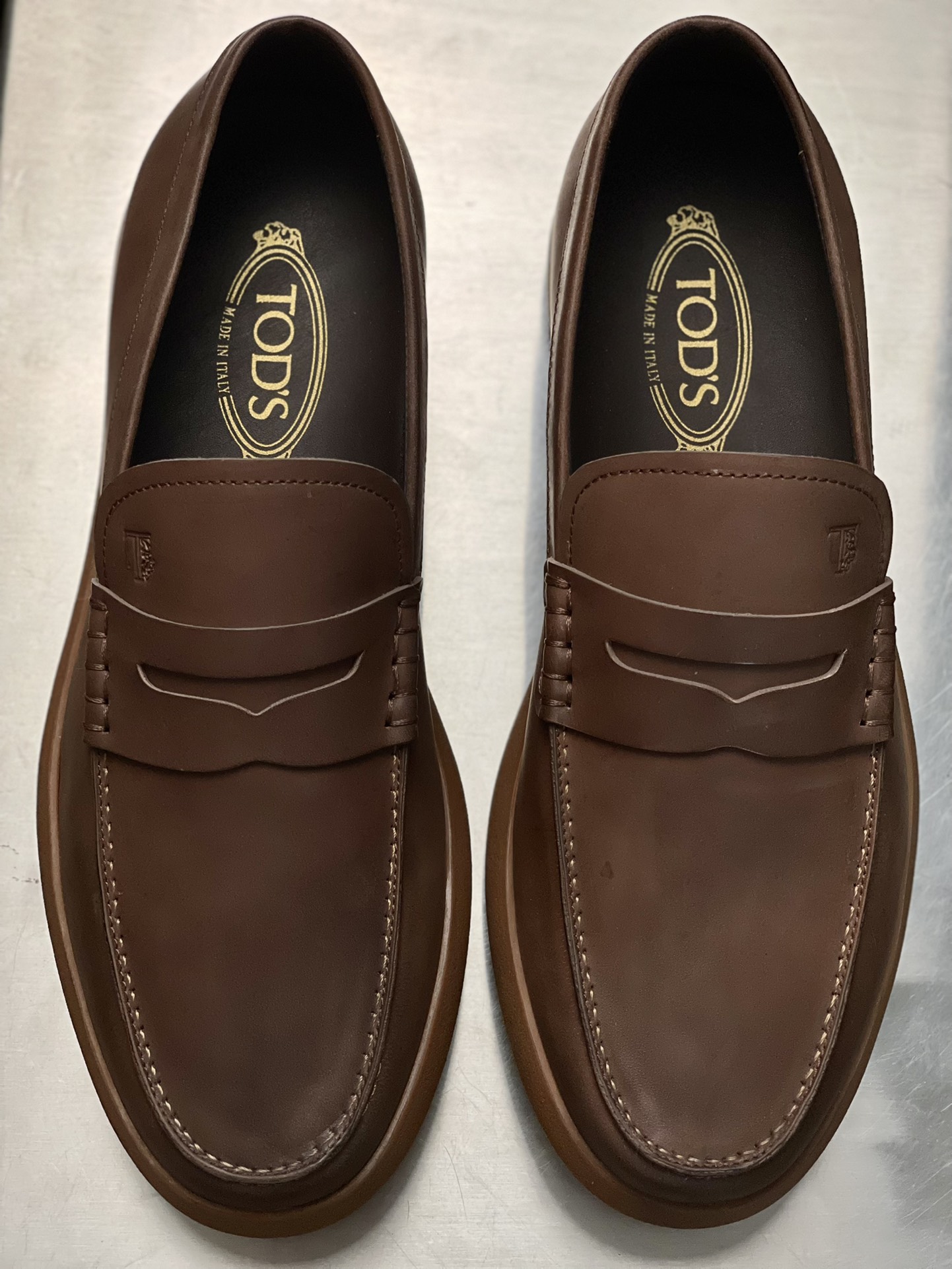 TOD'S Los últimos mocasines de Tod's, zapatos informales de negocios ♞talla; 39 ~ 45 (hecho de piel de vaca pura, natur…