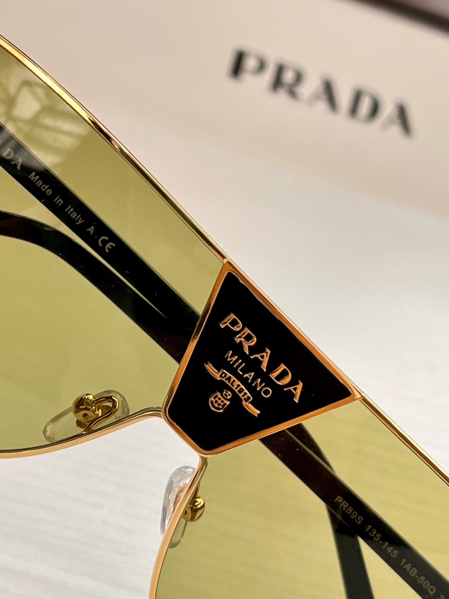 Prada*Mod:PR89Ssize:135-145