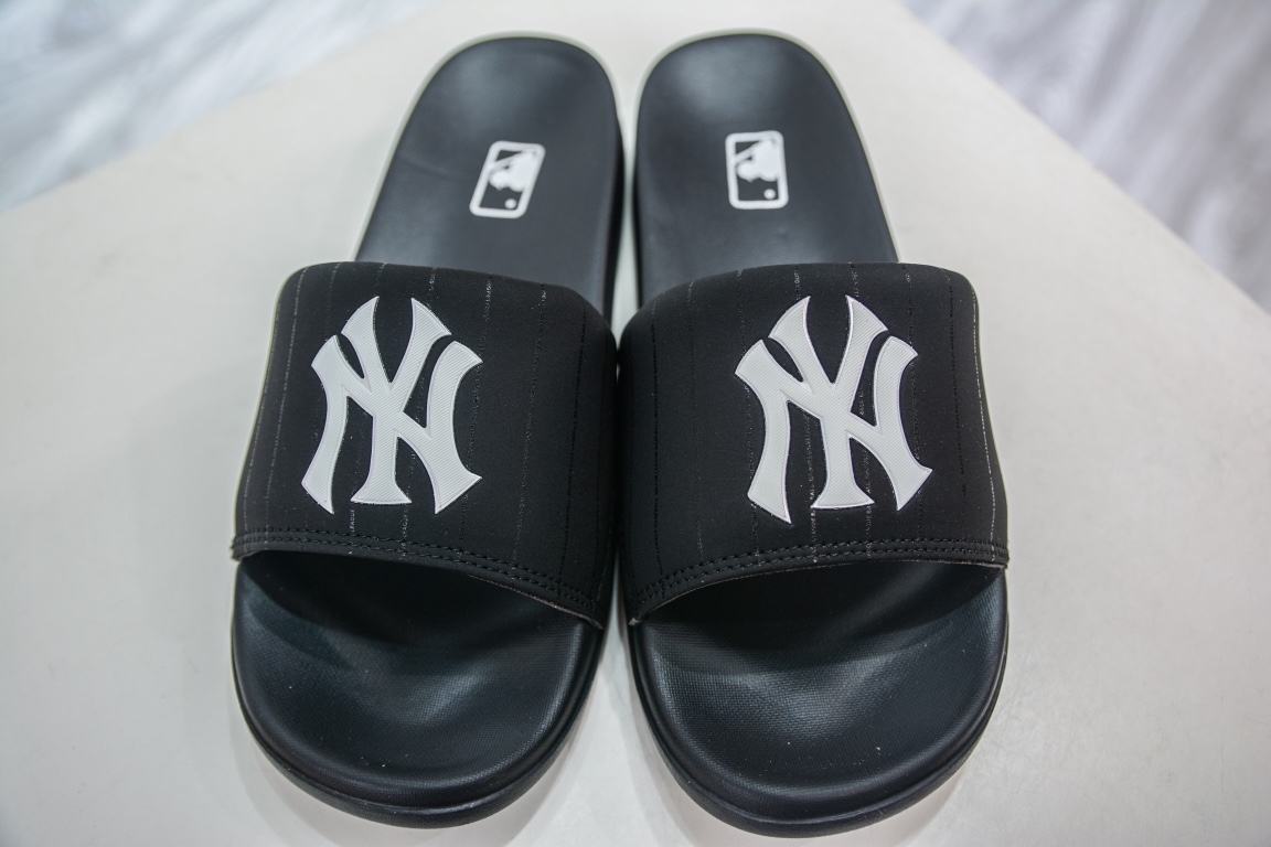 【Collection】 E MLB baseball League Slippe Yankees slippers