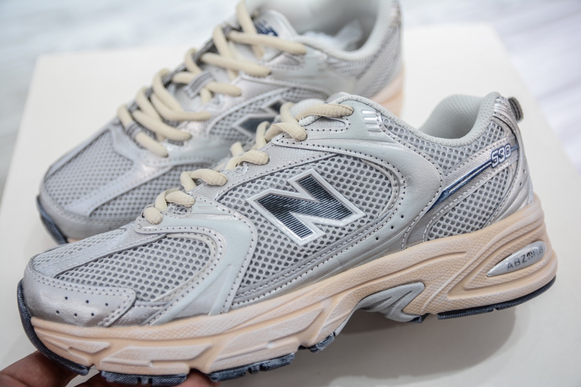 R mall platform exclusively sells New Balance MR530VS retro casual jogging shoes