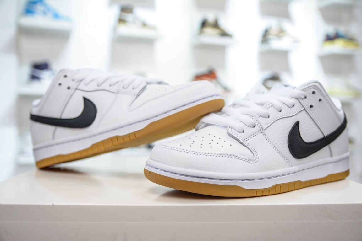 T AY version shipped Nike Dunk SB Low white and black raw rubber CD2563-100