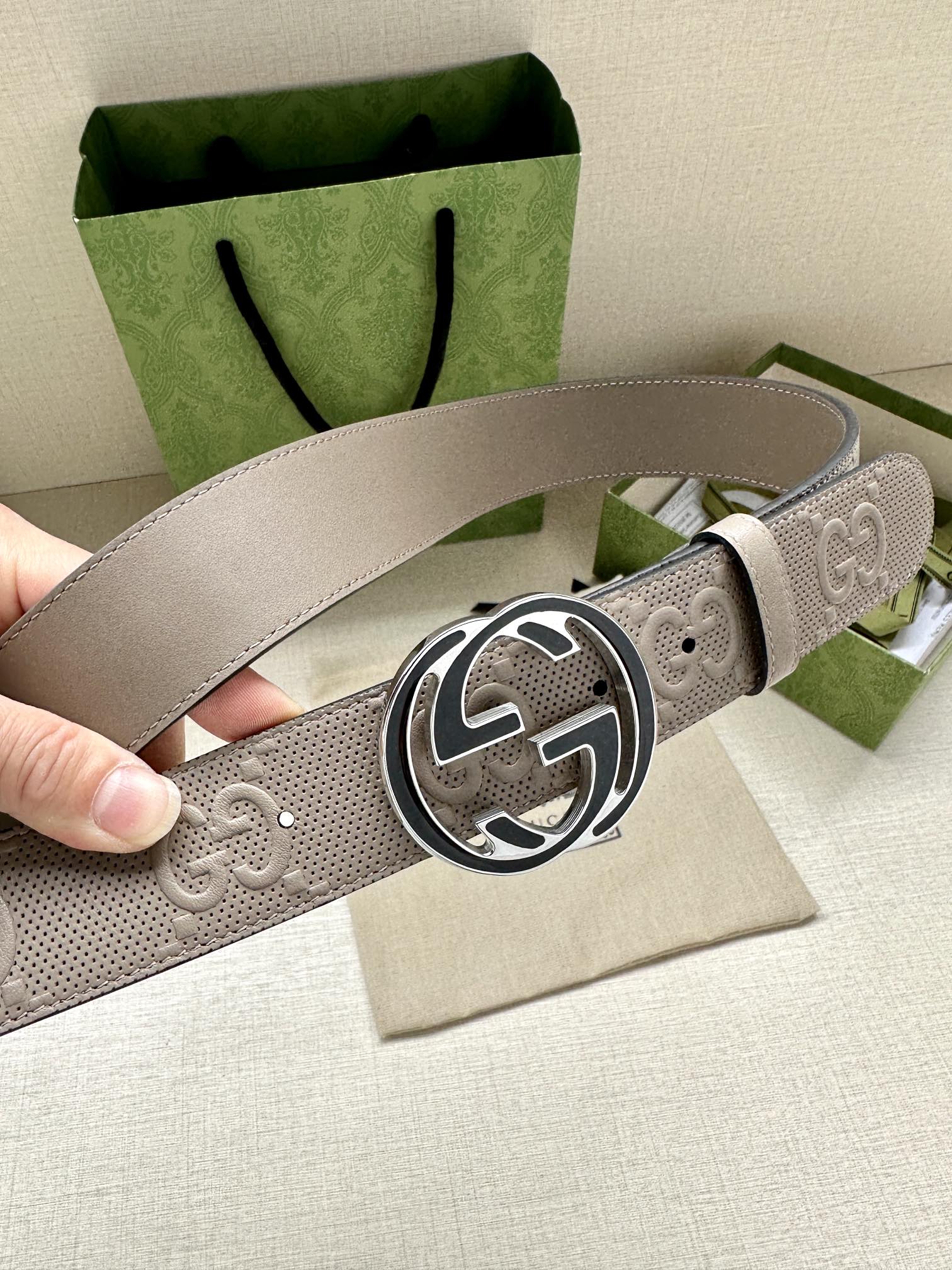 GUCCI宽度4.0cm这款单品将品