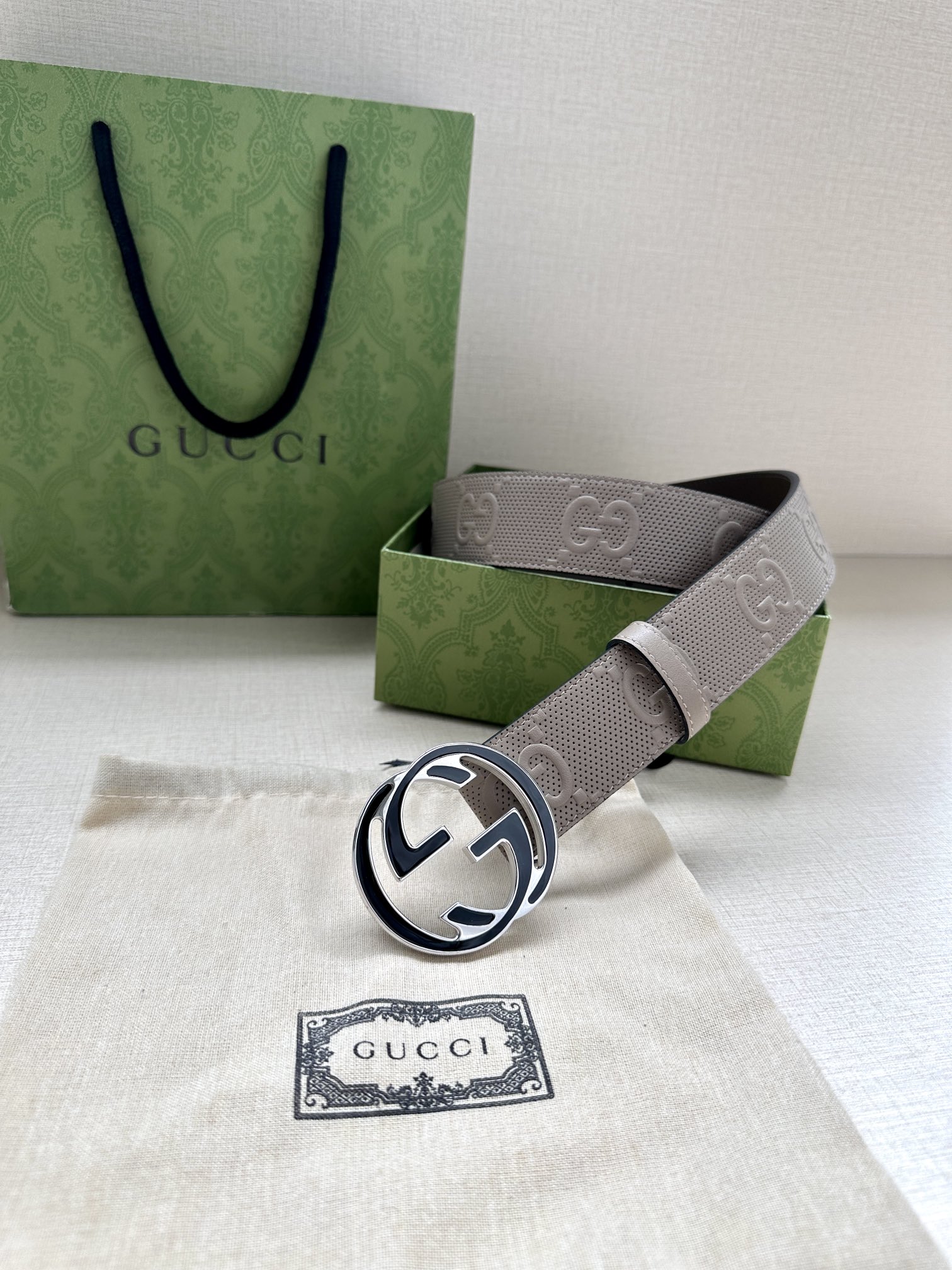 GUCCI宽度4.0cm这款单品将品
