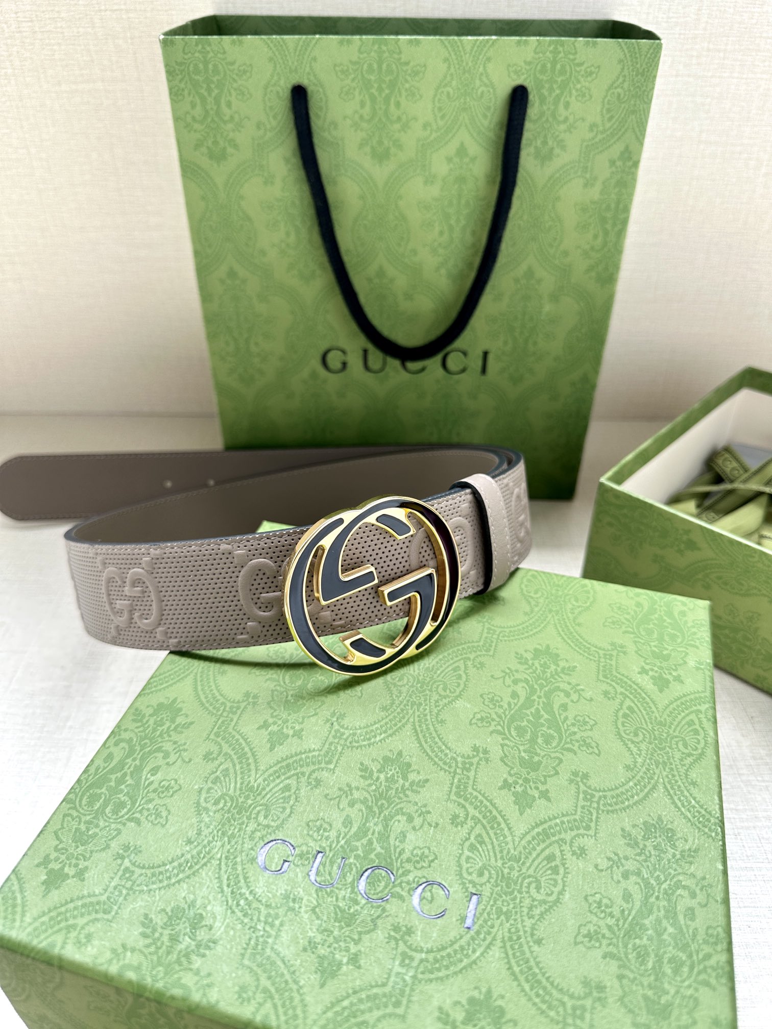GUCCI宽度4.0cm这款单品将品
