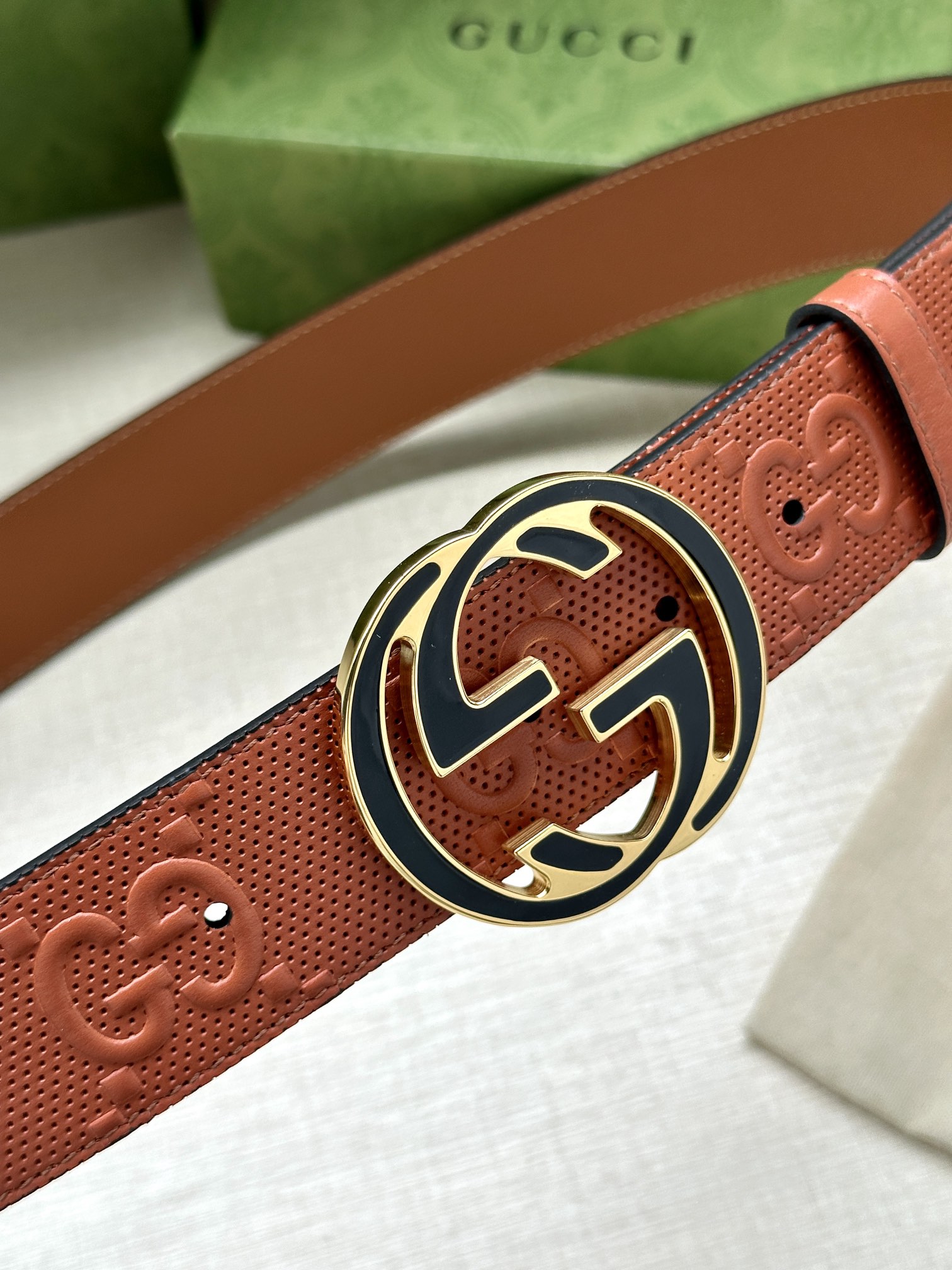 GUCCI宽度4.0cm这款单品将品