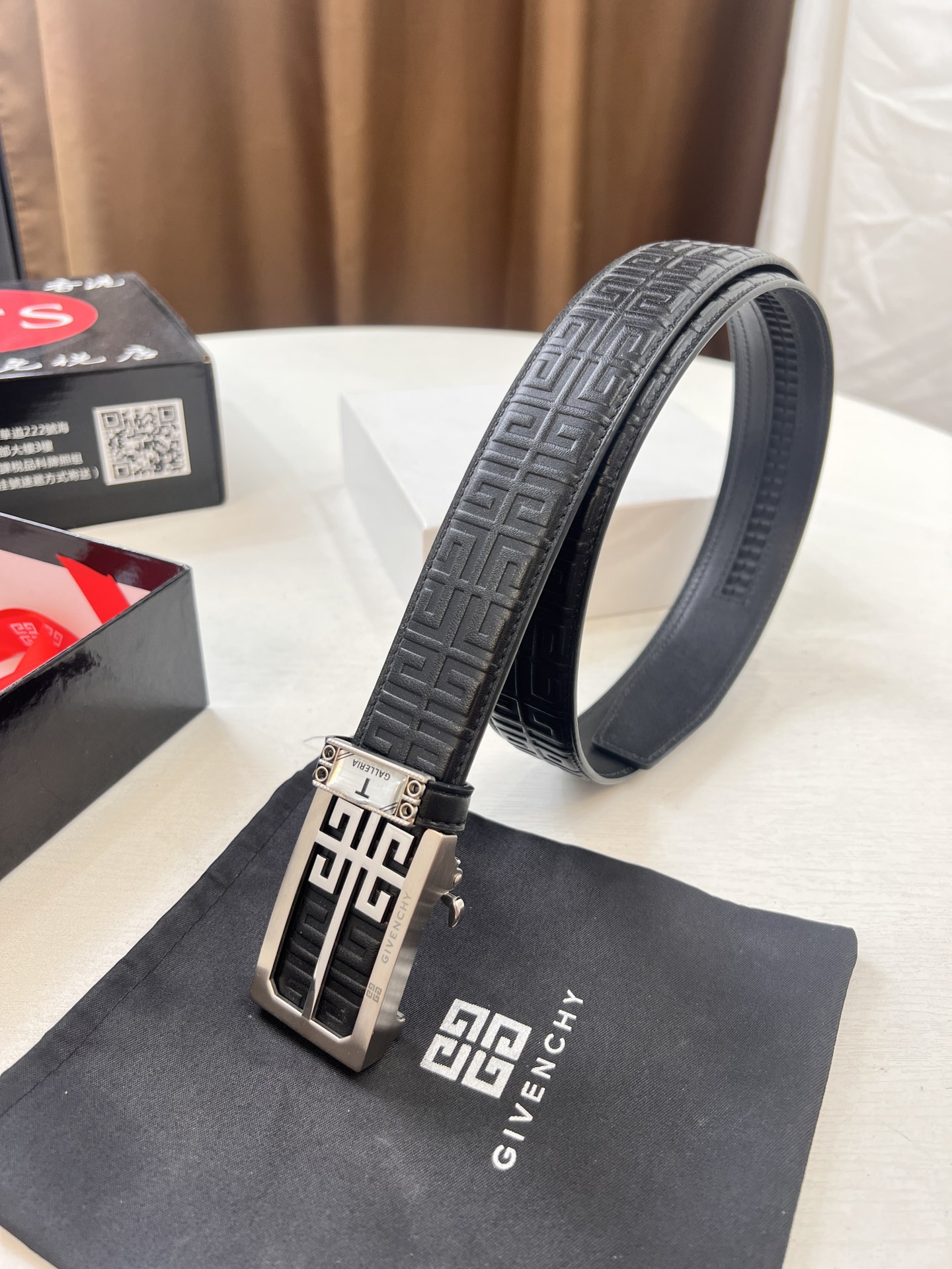 纪梵希 男士正装皮带 选用双面进口头层牛皮-Chinese UA Cheap High Quatity Brand Clothes Bags handbags Sneakers wholesale wholesaler seller from China Factory suppliers Fashion Clothing Shoes best Quality Beautiful Price 纪梵希 男士正装皮带 选用双面进口头层牛皮