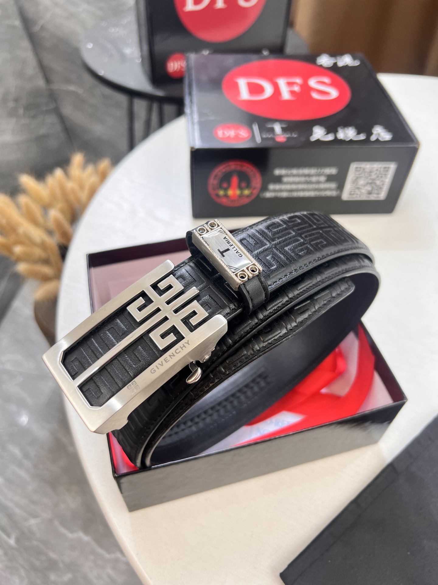 纪梵希 男士正装皮带 选用双面进口头层牛皮-Chinese UA Cheap High Quatity Brand Clothes Bags handbags Sneakers wholesale wholesaler seller from China Factory suppliers Fashion Clothing Shoes best Quality Beautiful Price 纪梵希 男士正装皮带 选用双面进口头层牛皮