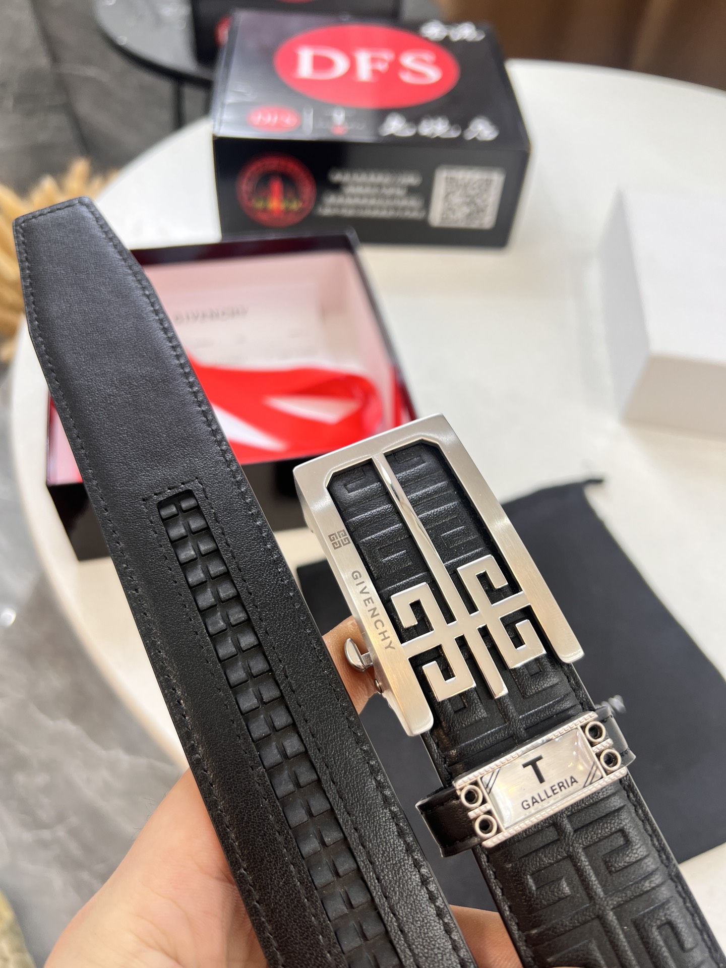 纪梵希 男士正装皮带 选用双面进口头层牛皮-Chinese UA Cheap High Quatity Brand Clothes Bags handbags Sneakers wholesale wholesaler seller from China Factory suppliers Fashion Clothing Shoes best Quality Beautiful Price 纪梵希 男士正装皮带 选用双面进口头层牛皮