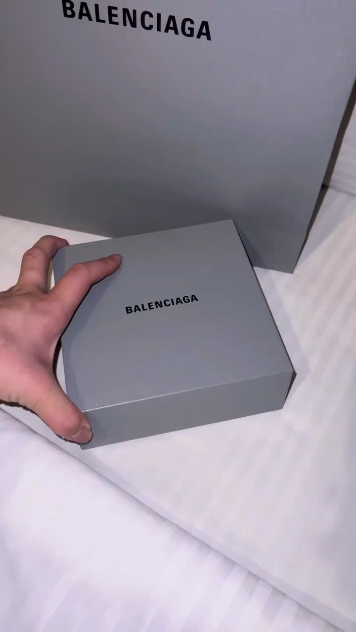 Balenciaga BB