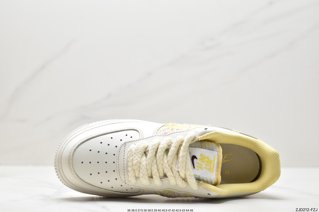 240 Nike Air Force 1' 07 空军一号低帮运动休闲板鞋 FJ7740-016