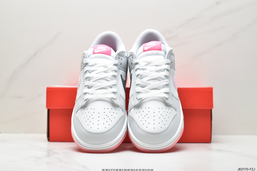 150 情人节礼物 Dunk Low “520” 限定款 FN3433-141