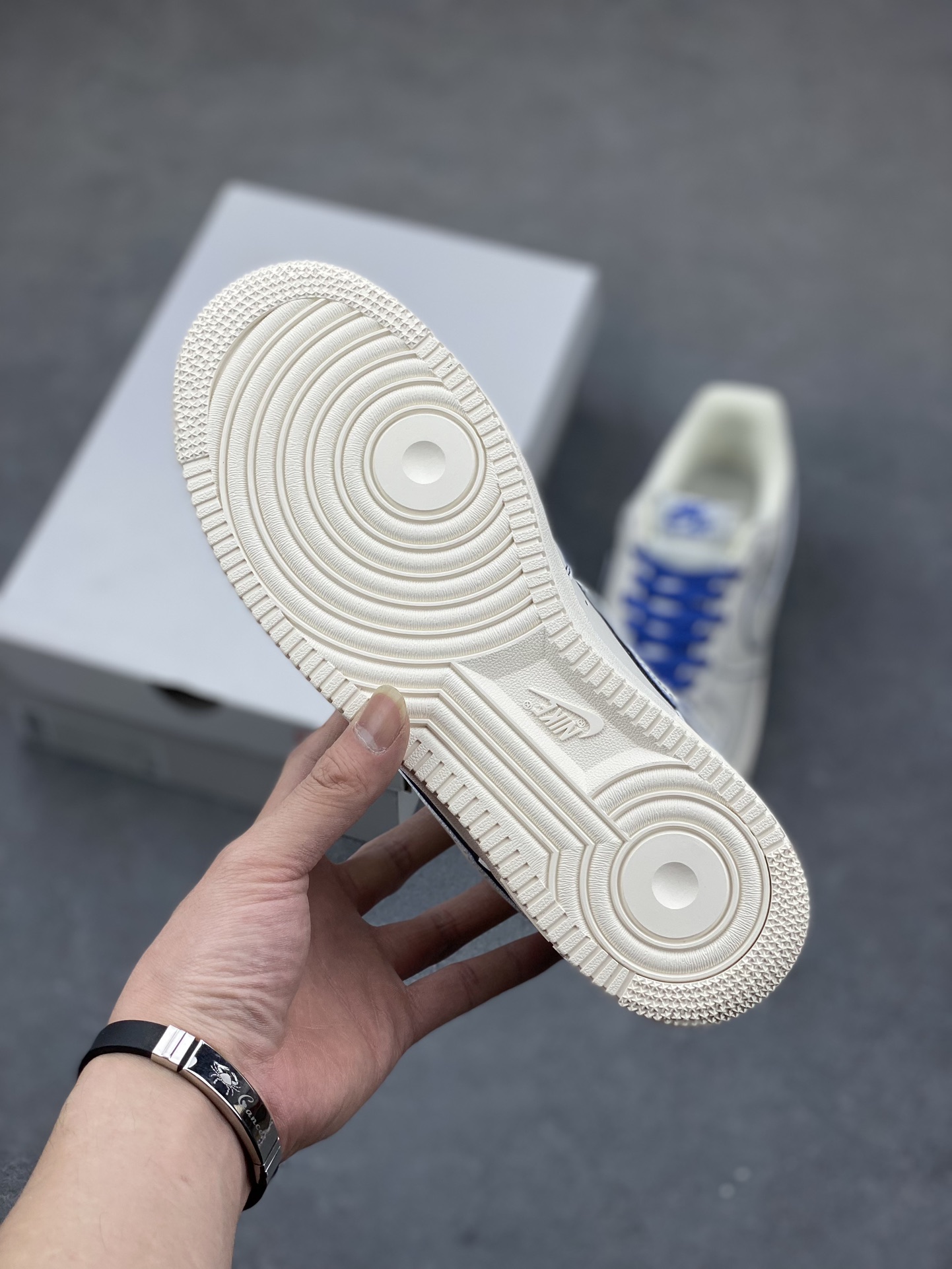 Nike Air Force 1 Low '07 'Hare' White Blue Starry Sky Sneakers 7 i1684609418 717 5