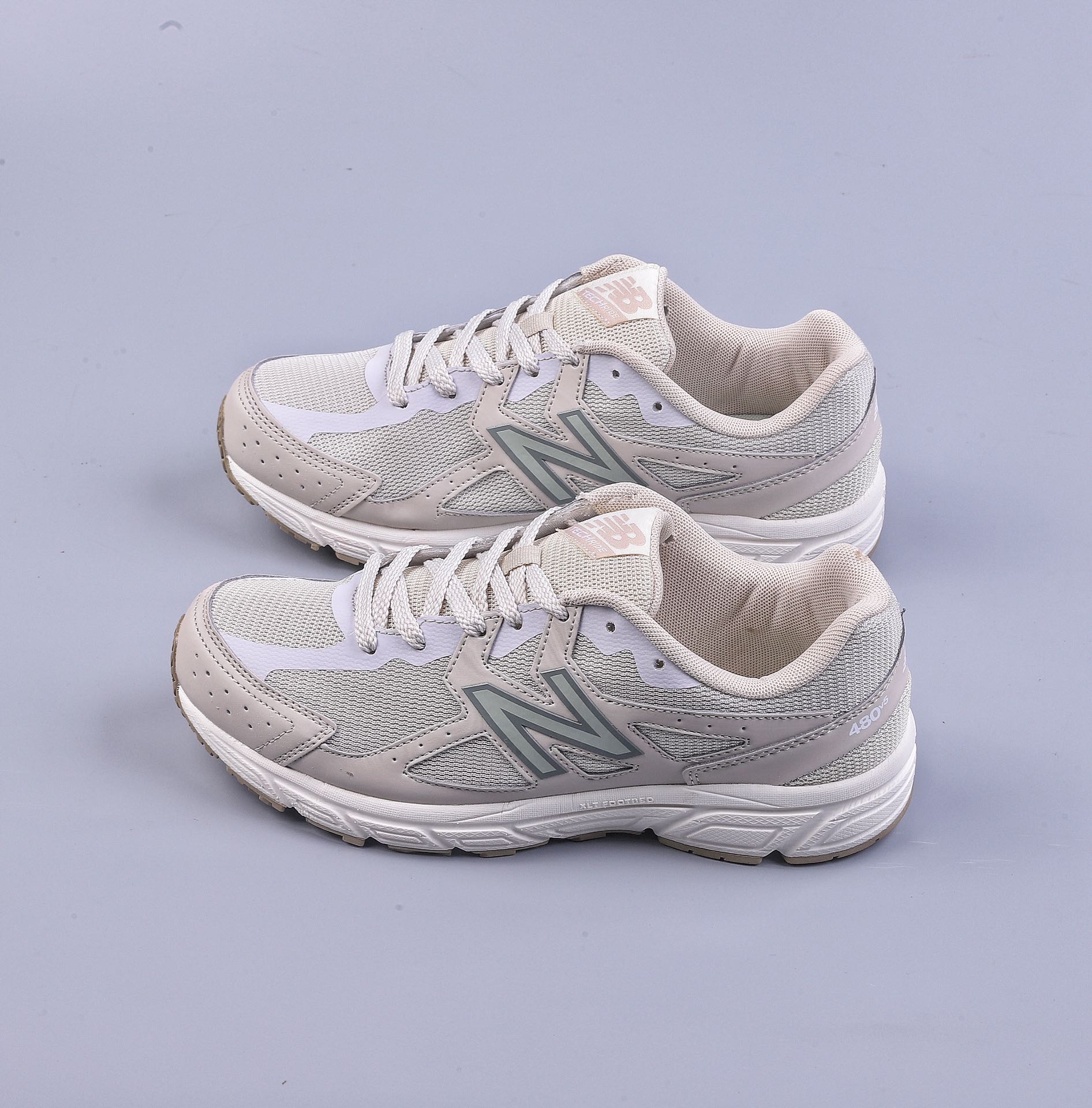 New Balance 480 retro shoes are a particularly popular pair of shoes in Korea W480ST5