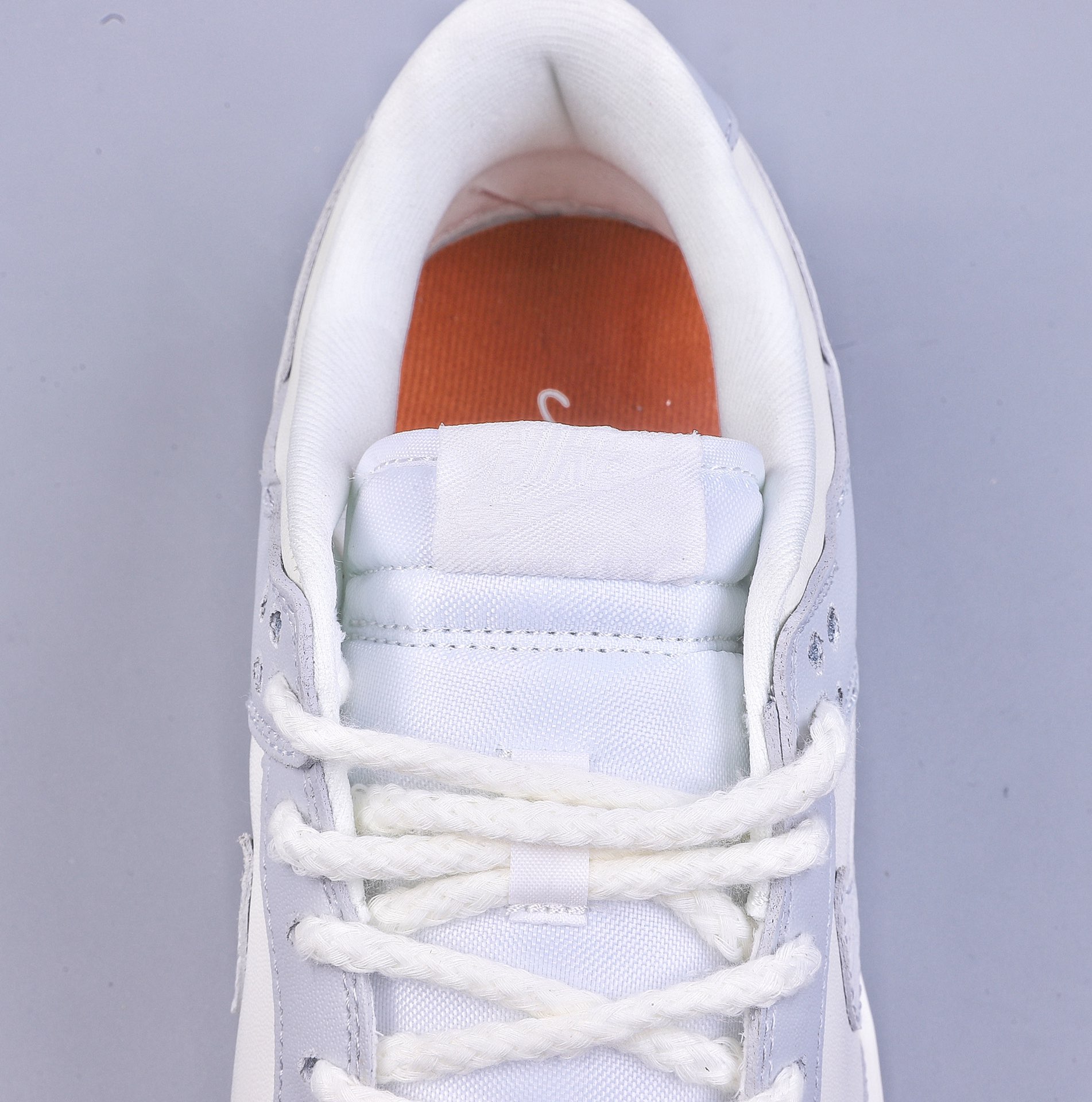 260 Nike Dunk Low “Needlework” 浮雕 FJ4553-133