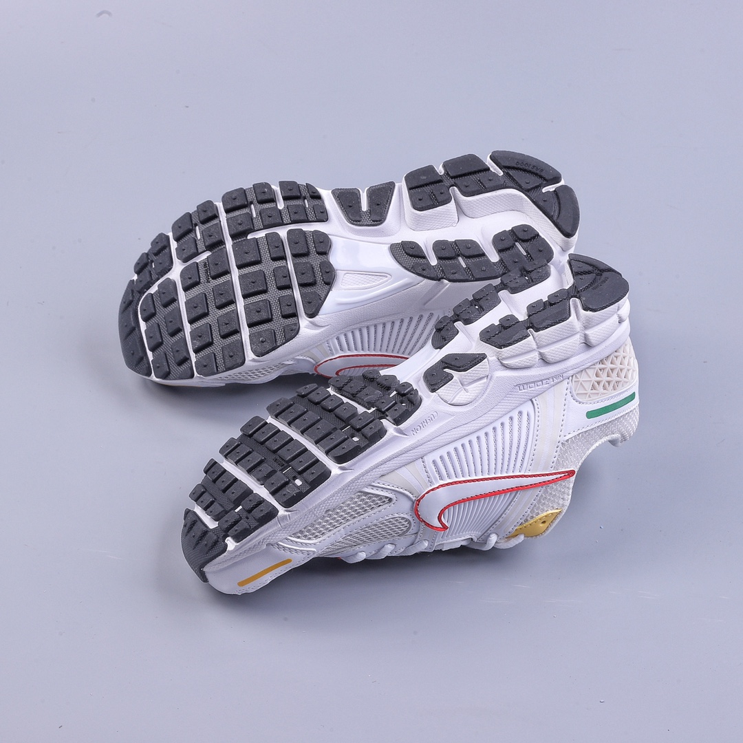 180 5A Nike Zoom Vomero 5 经典复古潮流运动鞋 FN3446-111