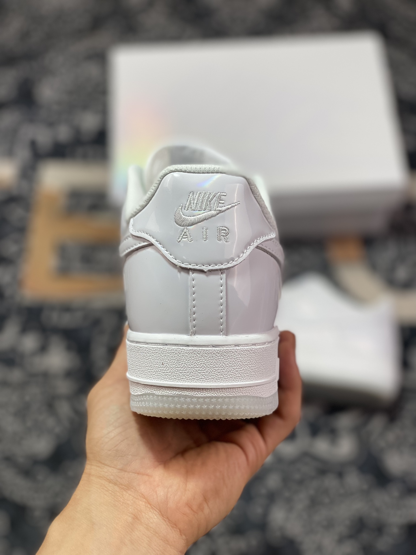 240 Nike Air Force 1’07 Low”White Pearlescent”空军一号板鞋“漆皮全白珠光”HP3656-522