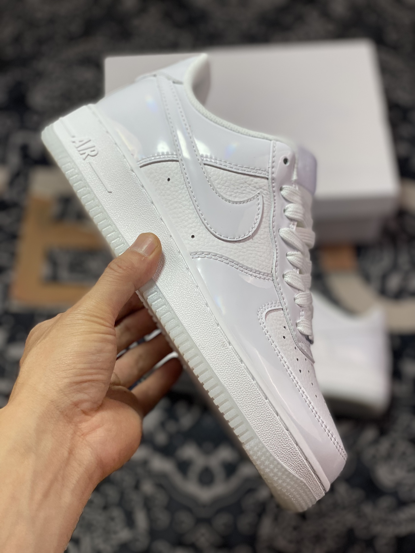 240 Nike Air Force 1’07 Low”White Pearlescent”空军一号板鞋“漆皮全白珠光”HP3656-522